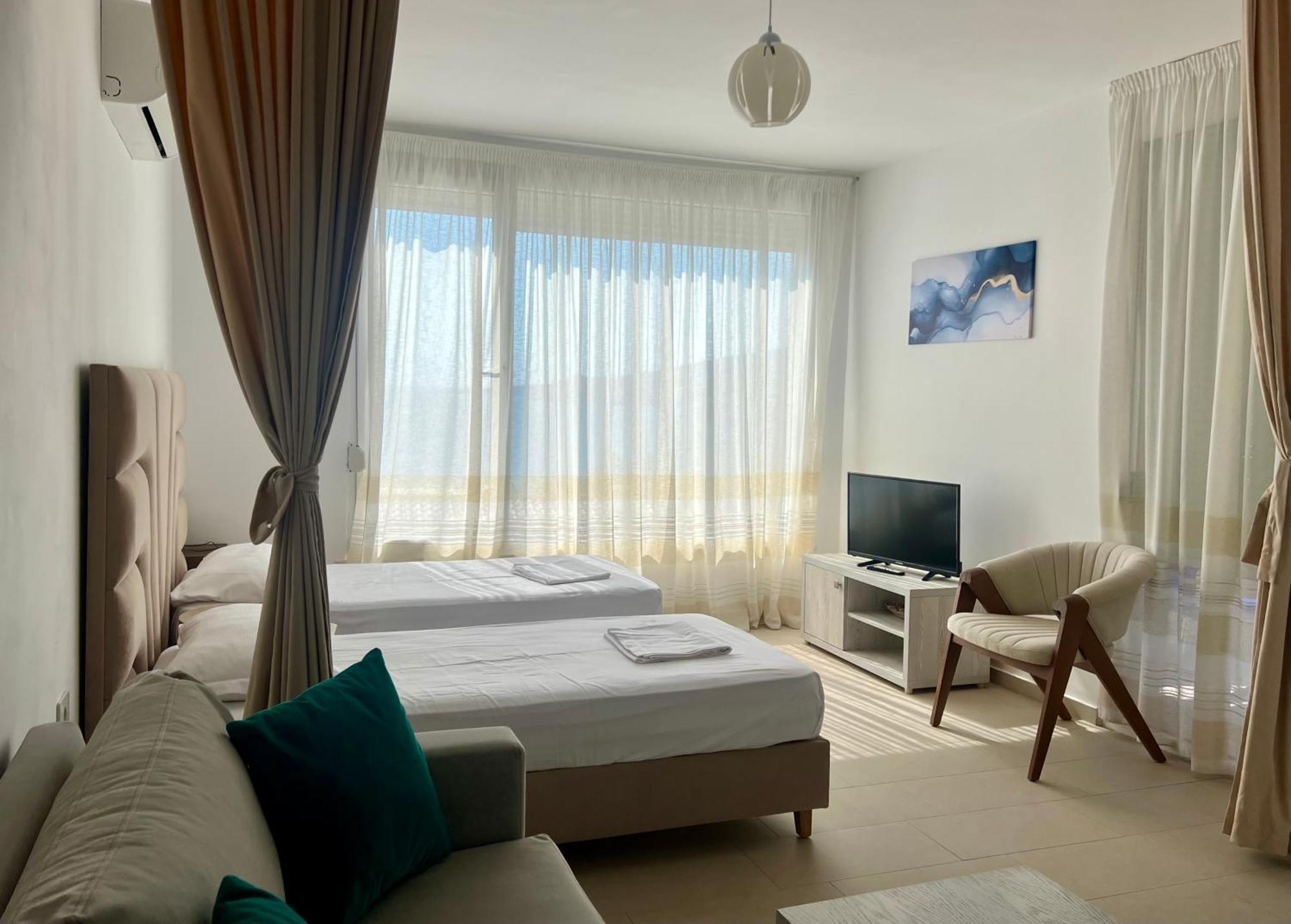 Bellavista Bougainville Bay * Sarandë